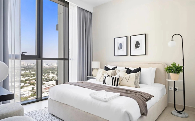 Silkhaus High Floor w View Downtown Views