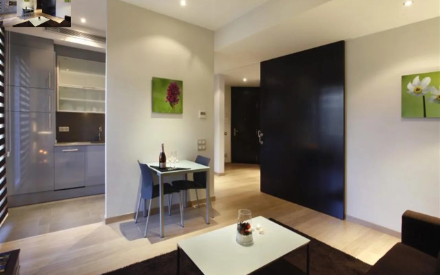 Fisa Rentals Gran Via Apartments