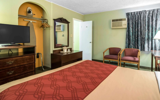 Econo Lodge Brattleboro South
