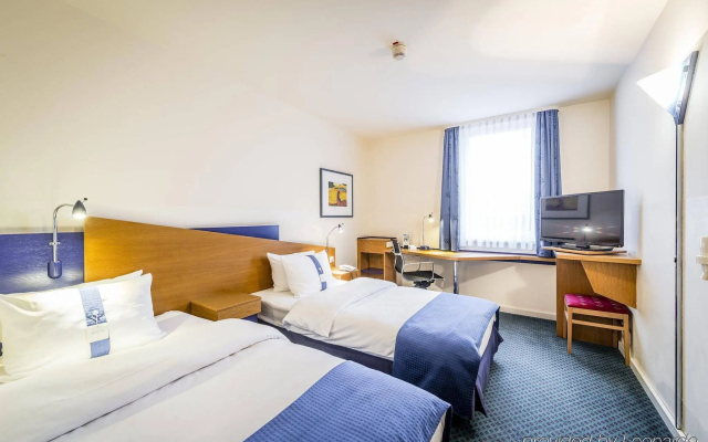 Holiday Inn Express Köln-Troisdorf by IHG