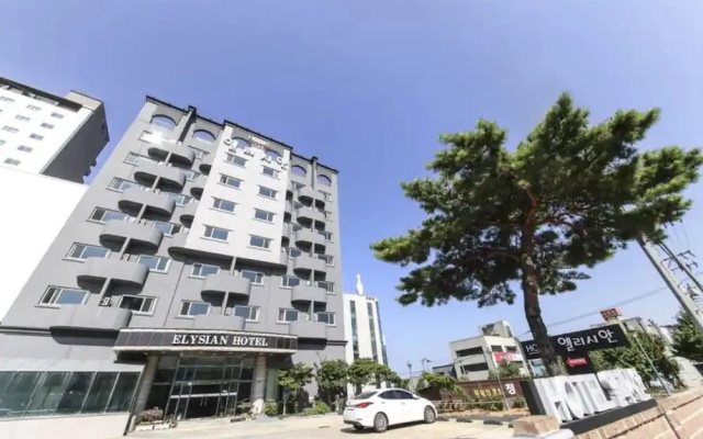 Elysian Hotel