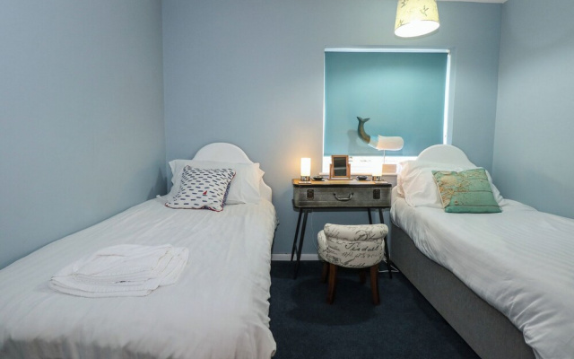 The Moorings Apartment