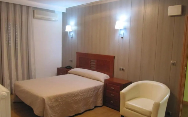 Hotel Corona de Castilla