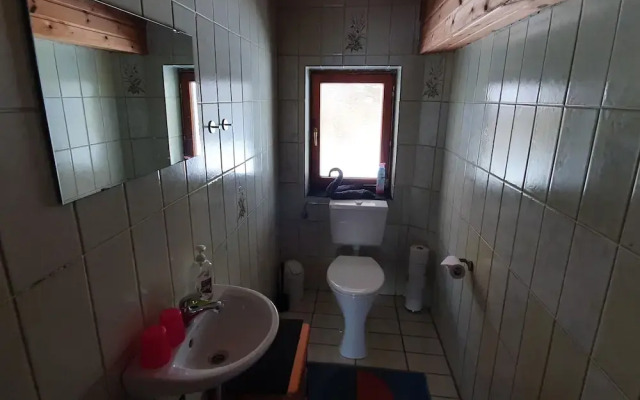 Beautiful Apartment in Zell am Ziller With Balcony