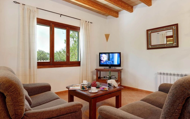 Villa Xuri