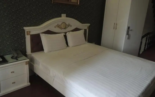 Pearl Hotel - 48 Nguyen Chanh