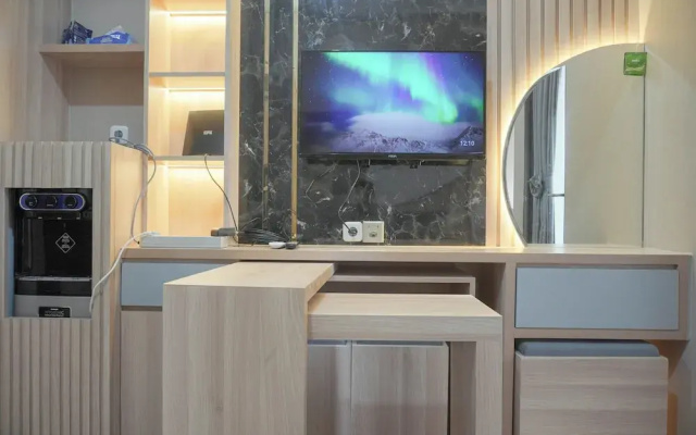 Fancy And Nice Studio At Transpark Cibubur Apartment