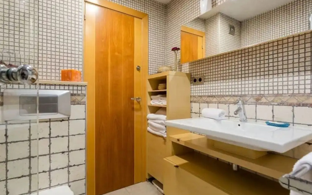 Comfortable 3 Bedroom Amazing Views Over Barcelona