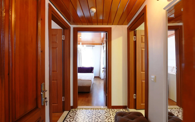 Elyka Hotel