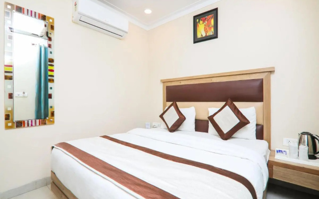 Hotel Amar International