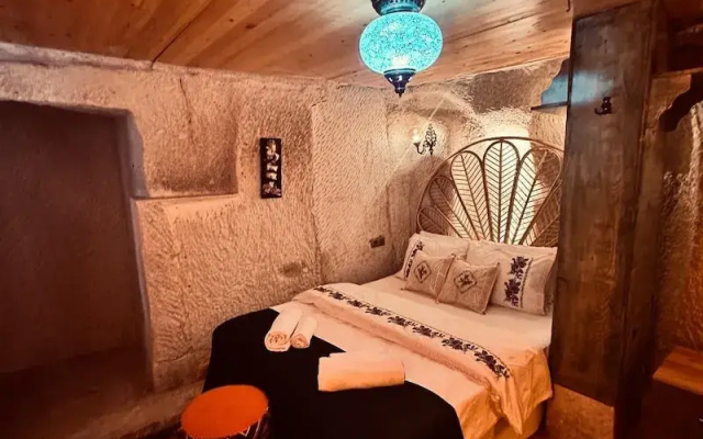 Mommy's Cave Home