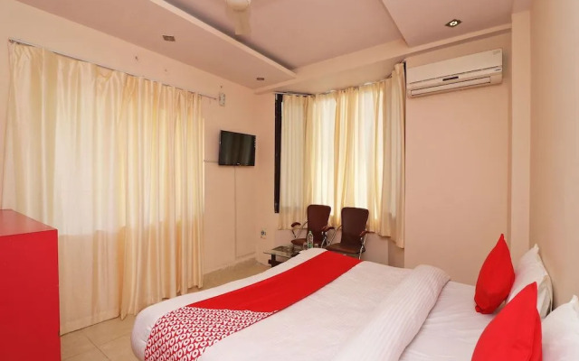 OYO 13884 Holiday Homes