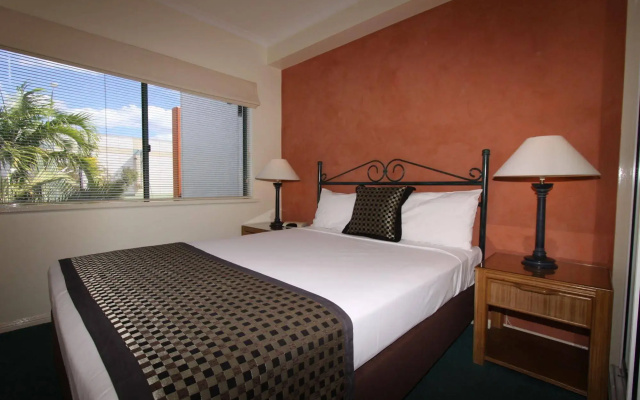 Mid City Luxury Suites