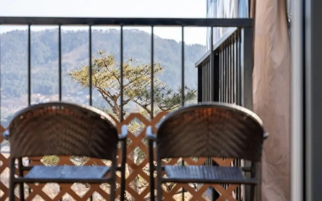 Gapyeong Pinetree Kids Pool Villa