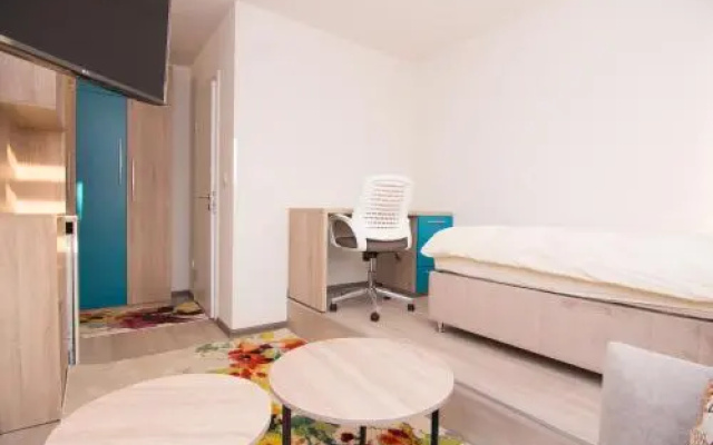VIP Apartments Kolonija