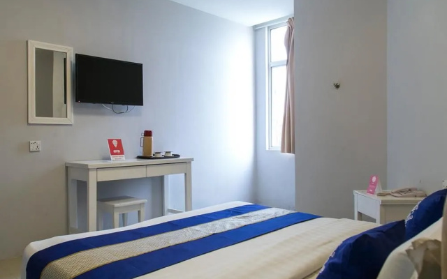 OYO Rooms Bandar Manjalara