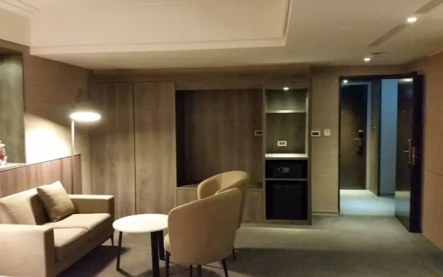 Citizen Hotel