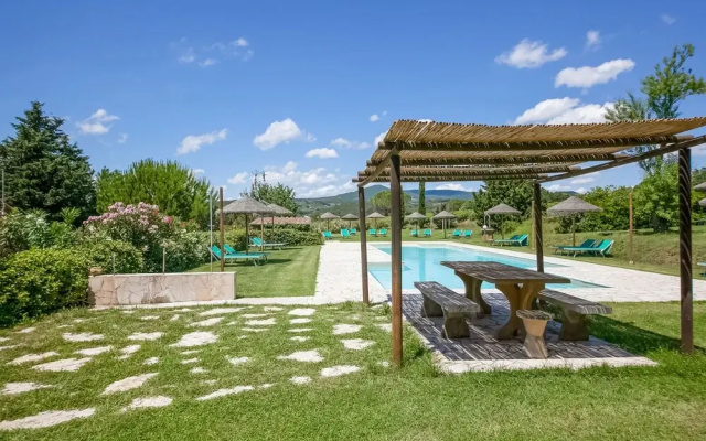 Tuscan Farmhouse in Montescudaio near Sea