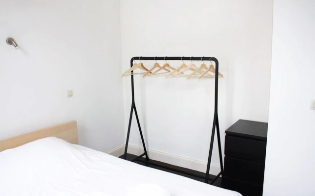 Saint Pauls Suite 35