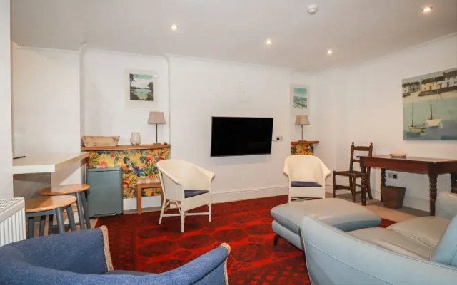Melvill Lower Deck