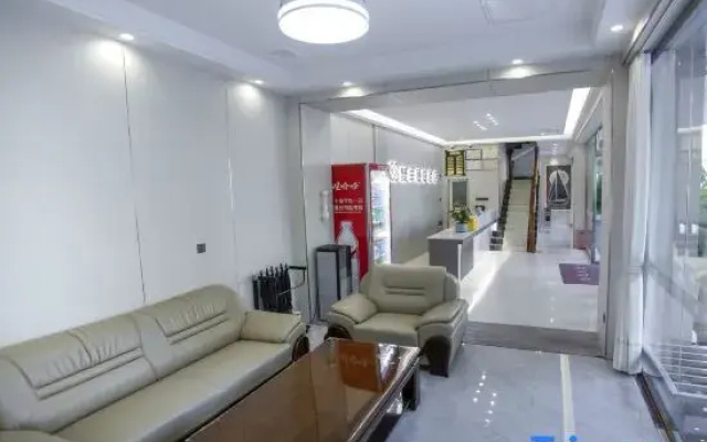 Pingguo Jufeng Express Hotel