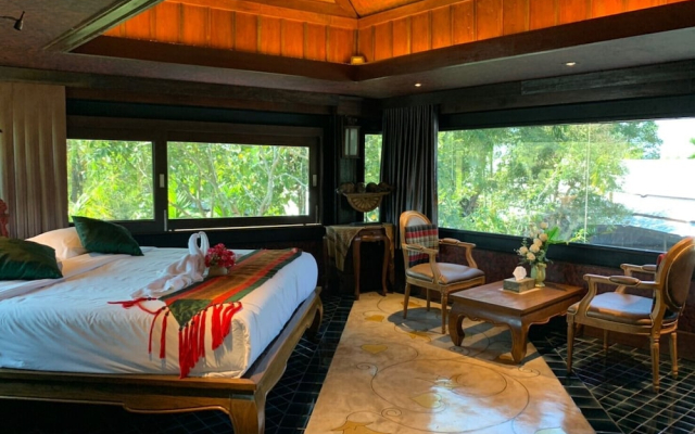 Bantunglom Resort