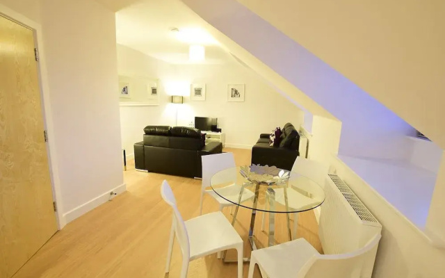 Roomspace Apartments -Kirk Court