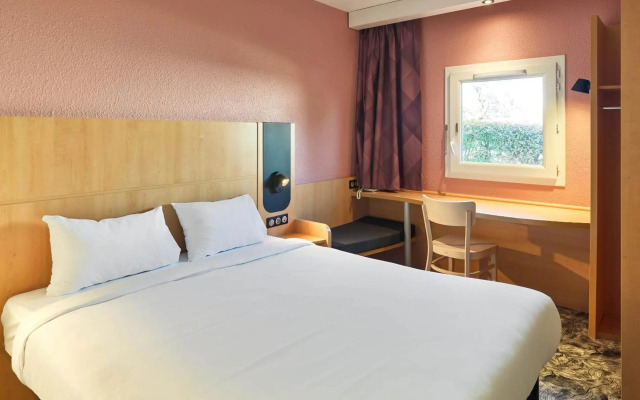 B&B HOTEL Orly Rungis Aéroport 3 étoiles