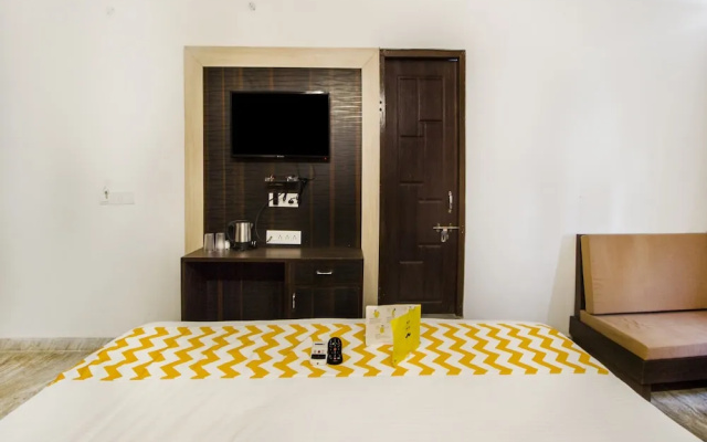 FabHotel Luxurs Gopalpura