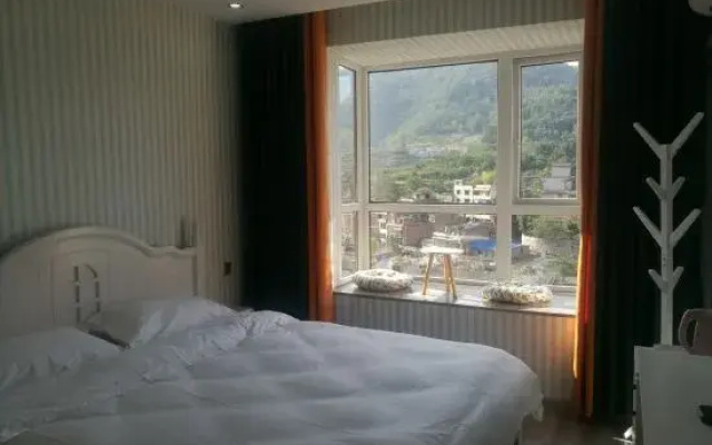 Bijie Boman Theme Hotel (Chuangmei Century City)