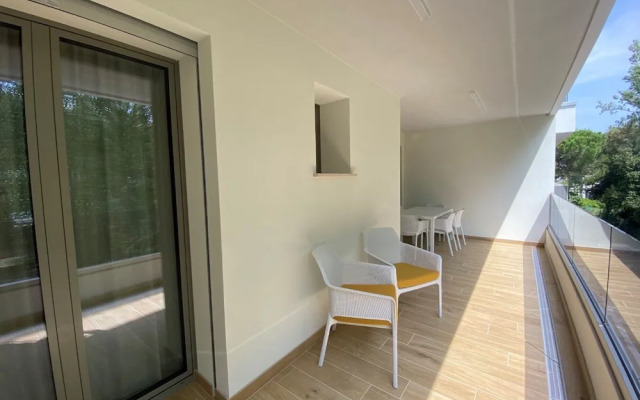 Bright Accommodation 300m From the sea