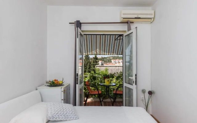 Guest House Bradas