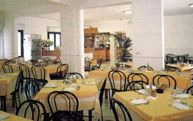Akross Hotel