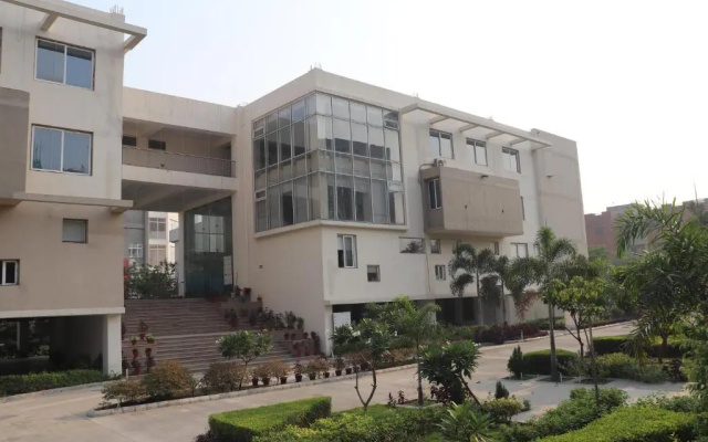 FACULTY House