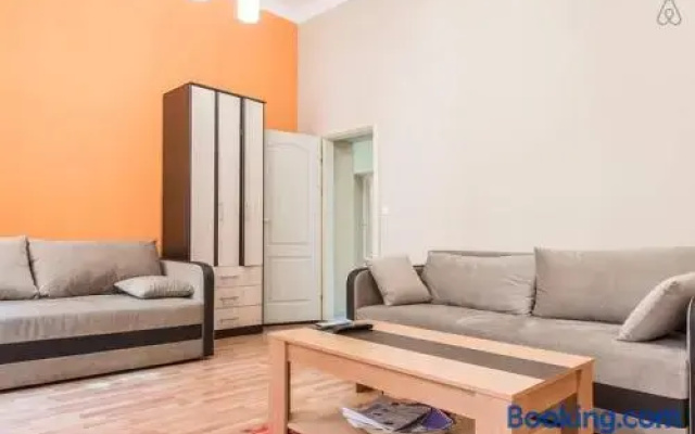 Lazin Rooms & Apartments