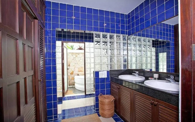 Bamboo Villa P9