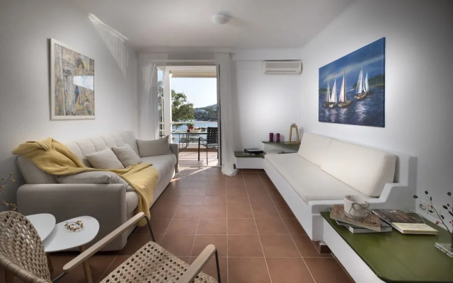Sea front Athena Sounion Apartment