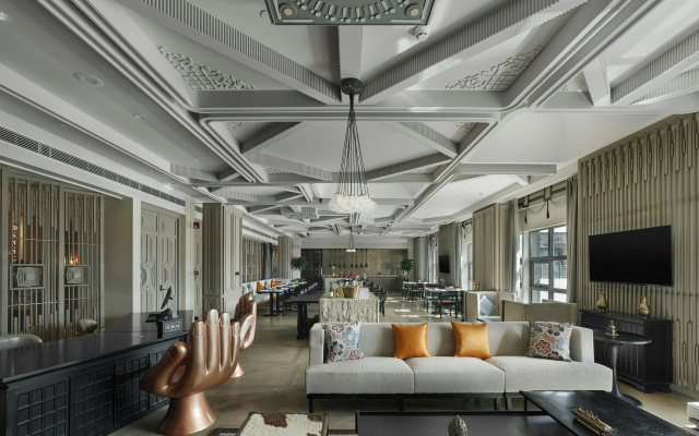 Hilton Shigatse