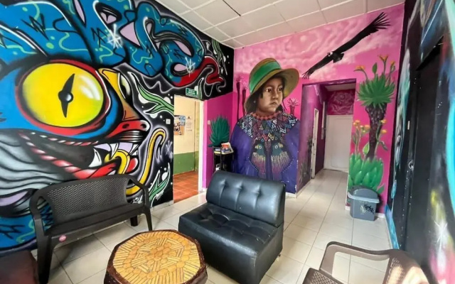 Lienzo Hostel & Museum