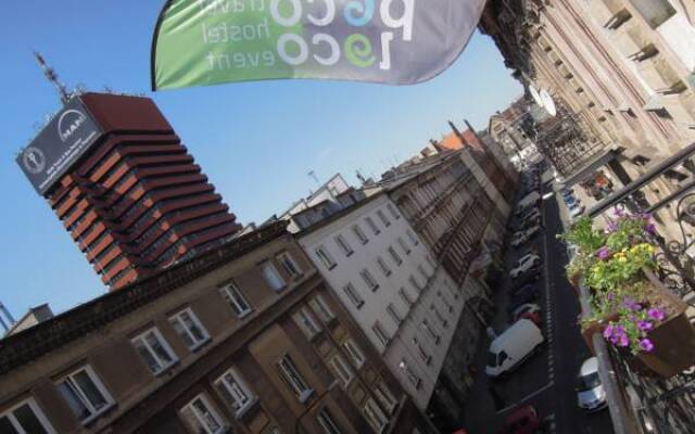 Отель Poco Loco Hostel Польша, Познань - отзывы, цены и фото номеров - забронировать отель Poco Loco Hostel онлайн вид на фасад