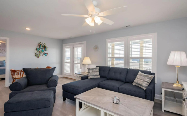 Ocean Wind by Oak Island Accommodations