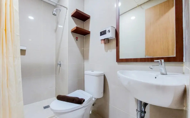 Strategic And Comfy Studio Apartment B Residence Near Bsd