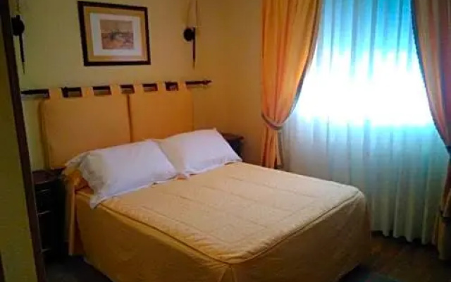 Hostal Azúa