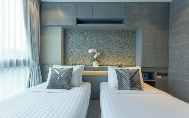 Nicest Condo in City gate Kamala  c118