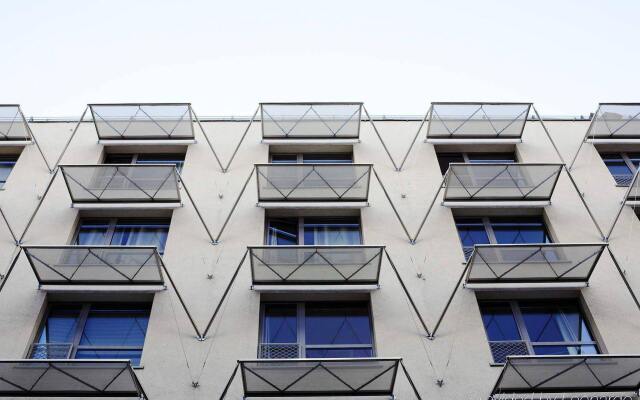 Josef Hotel Prague вид на фасад