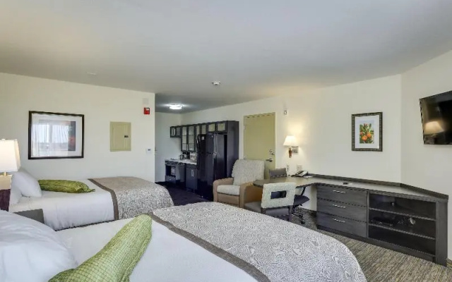 Candlewood Suites College Station at University