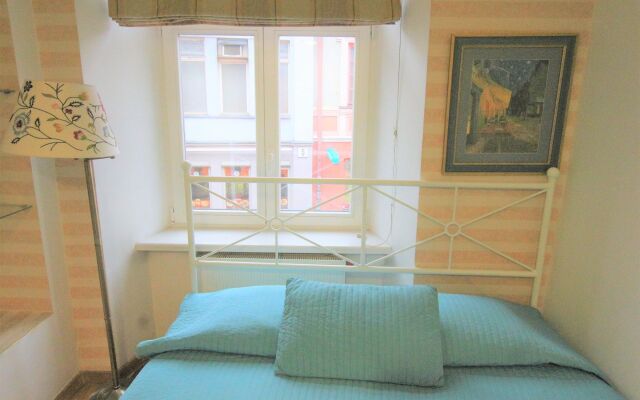 Апартаменты French Style Old Town Apartment Вильнюс комната для гостей