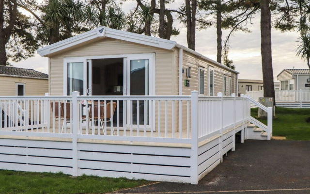 Caravan A10 at Landscove Holiday Park