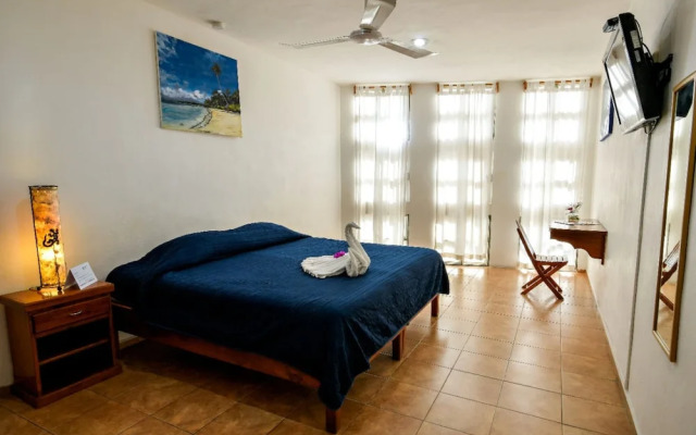 International House Riviera Maya Hotel