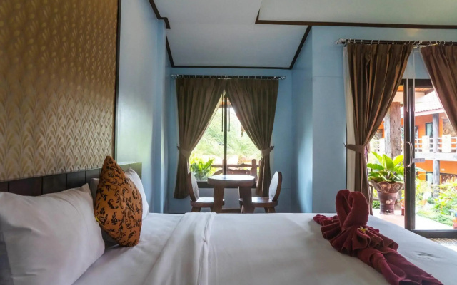 Chomview Resort